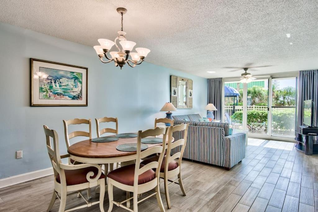 Pelican Beach Resort-Walkout Unit-On The Beach Destin Extérieur photo