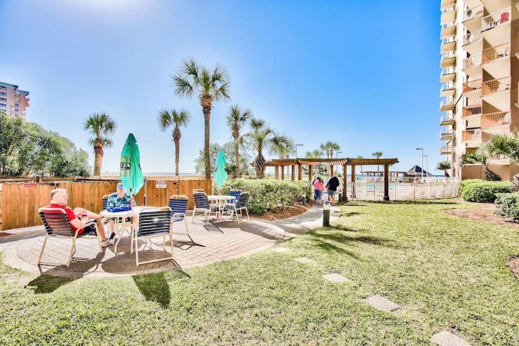 Pelican Beach Resort-Walkout Unit-On The Beach Destin Extérieur photo