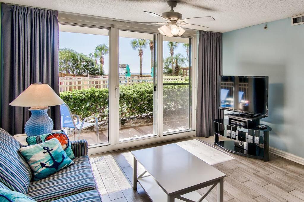 Pelican Beach Resort-Walkout Unit-On The Beach Destin Extérieur photo